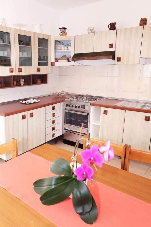 Apartments Patricia Banjole Exterior photo